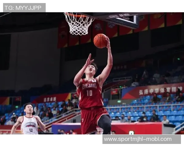 刘泽一表现亮眼尽管罚球不佳依然贡献13分6板4助攻2盖帽助力球队奋战