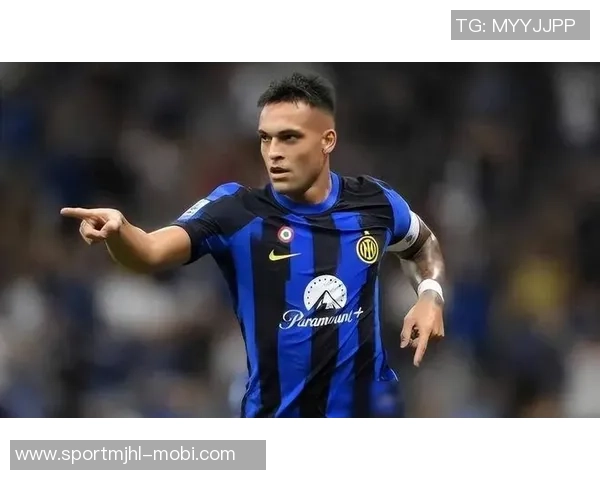 国米旧将塞雷纳盛赞劳塔罗的智慧与跑位能力直面外界批评